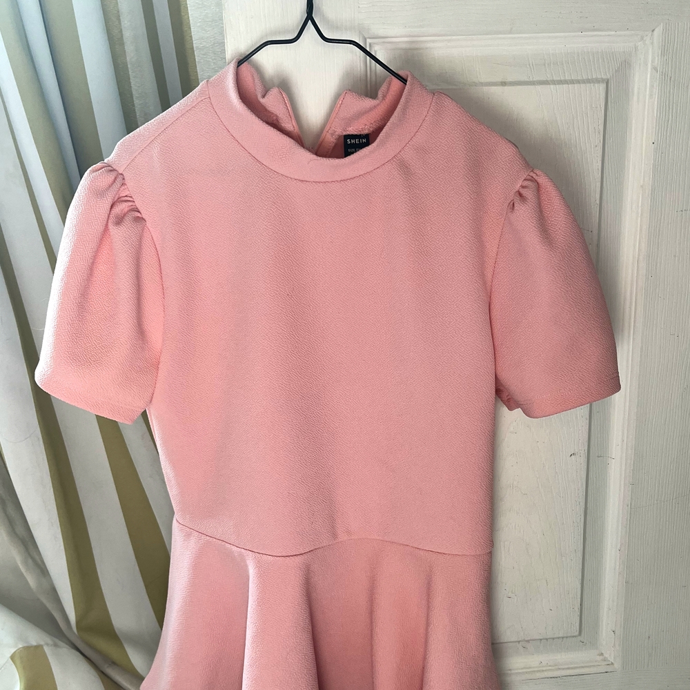 SHEIN Textured Pink Top
